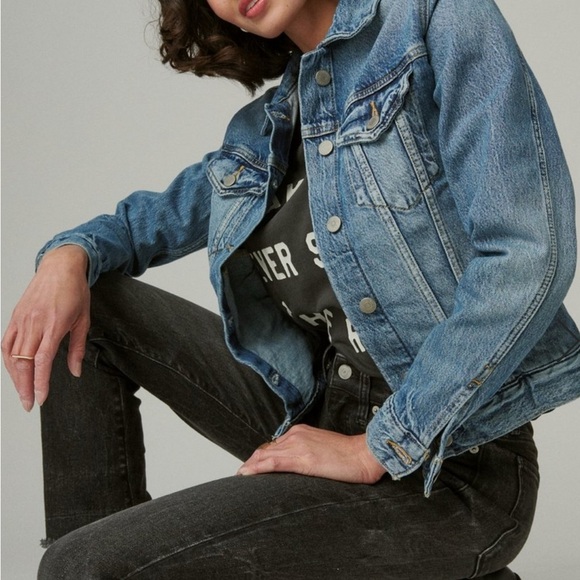 Lucky brand, jean jacket size medium - Picture 3 of 8